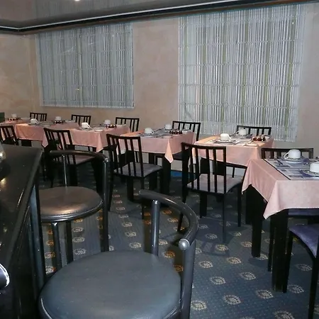 Hotel De Clisson Brieuc 3*